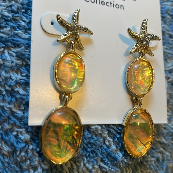 🌟 Starfish Opal Moonstone earrings gold stud dangle NWT - Picture 4 of 6